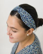 Load image into Gallery viewer, Cuddleroo Top - JASMINE (sleeveless)