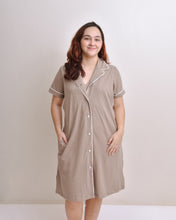 Load image into Gallery viewer, Hospital Gown V2 - Taupe
